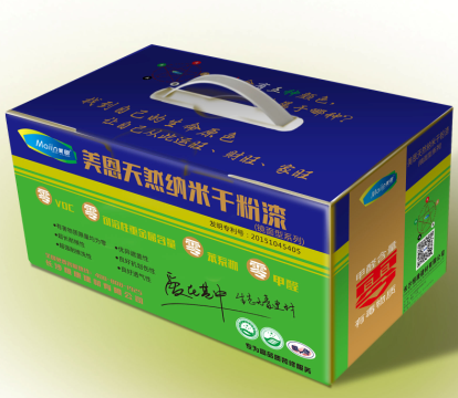 膩?zhàn)臃?/></p><p>　　內(nèi)墻膩?zhàn)臃蹖涌展?、起泡的由?/p><p>　　內(nèi)墻膩?zhàn)臃蹖涌展?、起泡，主要原因是基層與內(nèi)墻膩?zhàn)臃蹖又g存在氣體所致?；鶎优c內(nèi)墻膩?zhàn)臃蹖又g存在致密層，如用界面劑不加水進(jìn)行界面處理，使空氣無法正常向基層擴(kuò)散。如果基層處理不當(dāng)，使內(nèi)墻膩?zhàn)臃蹖优c基層接觸不夠緊密，就會形成夾層。</p><p>　　刮內(nèi)墻膩?zhàn)臃鄯鄣牟襟E</p><p>　　1、內(nèi)墻膩?zhàn)臃鄯垡话阍跀嚢杈鶆蚝?，靜置15分鐘，讓各種成分充分潤濕溶解，然后用電動攪拌機(jī)再次攪拌后上墻。</p><p>　　2、內(nèi)墻膩?zhàn)臃凼┕r應(yīng)在墻面反復(fù)批刮、推碾，讓內(nèi)墻膩?zhàn)臃叟c基層充分滲透、擴(kuò)散、接觸、濕潤。</p><p>　　3、施工第二道或者最后一道面層出現(xiàn)內(nèi)墻膩?zhàn)臃蹖悠鹋莠F(xiàn)象，應(yīng)在水印消除前用刮刀進(jìn)行壓泡破除處理，保證內(nèi)墻膩?zhàn)臃勖嫔喜怀霈F(xiàn)氣泡。</p><p>　　4、出現(xiàn)大面積起泡的內(nèi)墻膩?zhàn)臃勖?，重新用?nèi)墻膩?zhàn)臃鄯叟纹鹋莸拿鎸印?/p><p>　　為什么內(nèi)墻膩?zhàn)臃鄯蹠刍?/p><p>　　內(nèi)墻膩?zhàn)臃郾旧碚辰Y(jié)劑質(zhì)量存在問題。粘結(jié)劑沒有發(fā)揮作用，還就是如果批刮內(nèi)墻膩?zhàn)臃蹖舆^薄或者批刮后強(qiáng)制通風(fēng)或者加熱烘干，都會造成水份散失過快，喪失粘結(jié)作用內(nèi)墻膩?zhàn)臃蹖泳蜁刍瘒?yán)重。</p><p>　　為什么內(nèi)墻膩?zhàn)臃蹖娱_裂</p><p>　　基層未徹底干透就施工，施工基層的含水率大于等于10%。底層內(nèi)墻膩?zhàn)臃畚锤赏妇瓦^面，表層先行干燥，而內(nèi)層還在繼續(xù)干燥過程中，層間干縮程度不一樣，容易開裂。一次施工太厚，內(nèi)部干燥較慢，表面干燥速度較快，造成開裂?；鶎犹幚頃r，補(bǔ)縫和補(bǔ)平材料未徹底干透，上面就施刮硬度較強(qiáng)的內(nèi)墻內(nèi)墻膩?zhàn)臃鄯?，容易造成開裂。</p><p>　　刮涂第一遍內(nèi)墻膩?zhàn)臃?，厚度?yīng)視基層表面情況而定，一般厚度為0.8mm-1.2mm。第一遍內(nèi)墻膩?zhàn)臃墼试S稍有針眼，但不許有氣泡；一次內(nèi)墻膩?zhàn)臃酃瓮坎灰^厚，避免干縮率過大，影響內(nèi)墻膩?zhàn)臃蹖优c基層的粘結(jié)牢固。刮涂時用力要均衡，盡量使內(nèi)墻膩?zhàn)臃蹖颖砻婀饣?，不出現(xiàn)明顯粗糙面。</p><p>　　刮涂第二遍時，應(yīng)逢高不抬、逢低不沉，盡量使內(nèi)墻膩?zhàn)臃蹖颖砻嫫秸顚?shí)針眼，刮涂時用力要均衡，盡量使內(nèi)墻膩?zhàn)臃蹖颖砻婀饣?，不出現(xiàn)明顯的粗糙面。</p><p>　　內(nèi)墻膩?zhàn)臃蹆?yōu)勢：</p><p>　　1、內(nèi)墻防水膩?zhàn)臃厶赜械陌锥群椭旅芏?，附著力?qiáng)，粘結(jié)強(qiáng)度高，使其單位面積涂料附著力、遮蓋率比使用普通膩?zhàn)拥膲w可節(jié)省25～30%的涂料用量，有一定的韌性，透氣性好。</p><p>　　2、受潮后不會出現(xiàn)粉化現(xiàn)象，耐水膩?zhàn)拥膹?qiáng)度高于普通內(nèi)墻膩?zhàn)?，具有較強(qiáng)的耐水性，不會出現(xiàn)空鼓、開裂、起皮、脫落等現(xiàn)象。</p><p>　　3、內(nèi)墻防水膩?zhàn)臃鄣膬r格雖然比普通膩?zhàn)臃酃?，但使用后的裝飾效果和產(chǎn)品耐久性是普通膩?zhàn)舆h(yuǎn)遠(yuǎn)達(dá)不到的。最重要的是批刮耐水膩?zhàn)雍?可以省去二次,三次甚至更多次裝修膩?zhàn)拥某杀?/p><p style=